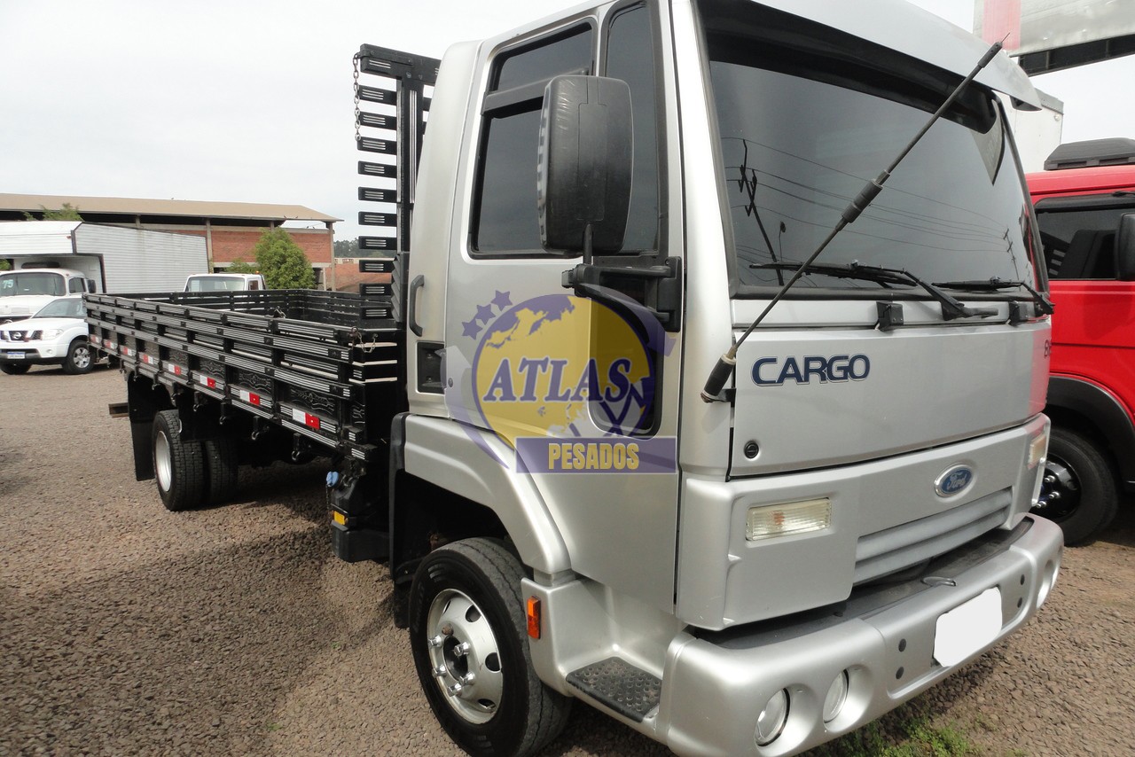 FORD CARGO816 2013