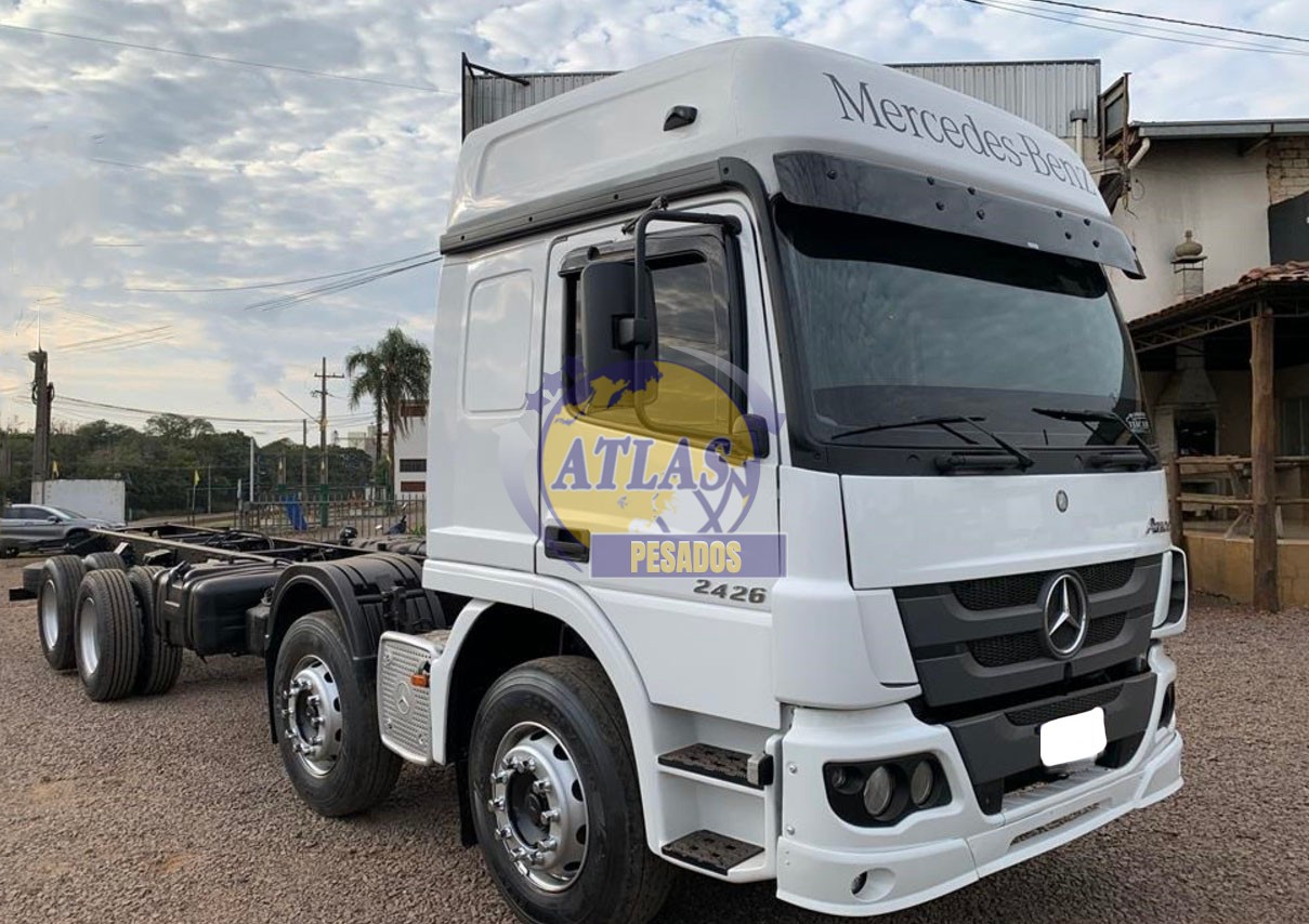 MERCEDES BENZ MB2426 2013