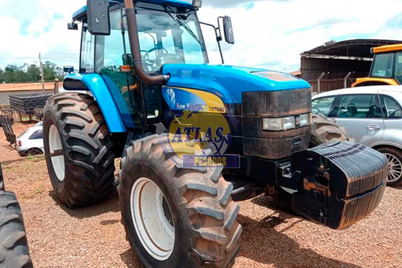 NEW HOLLAND TM 7040 2012