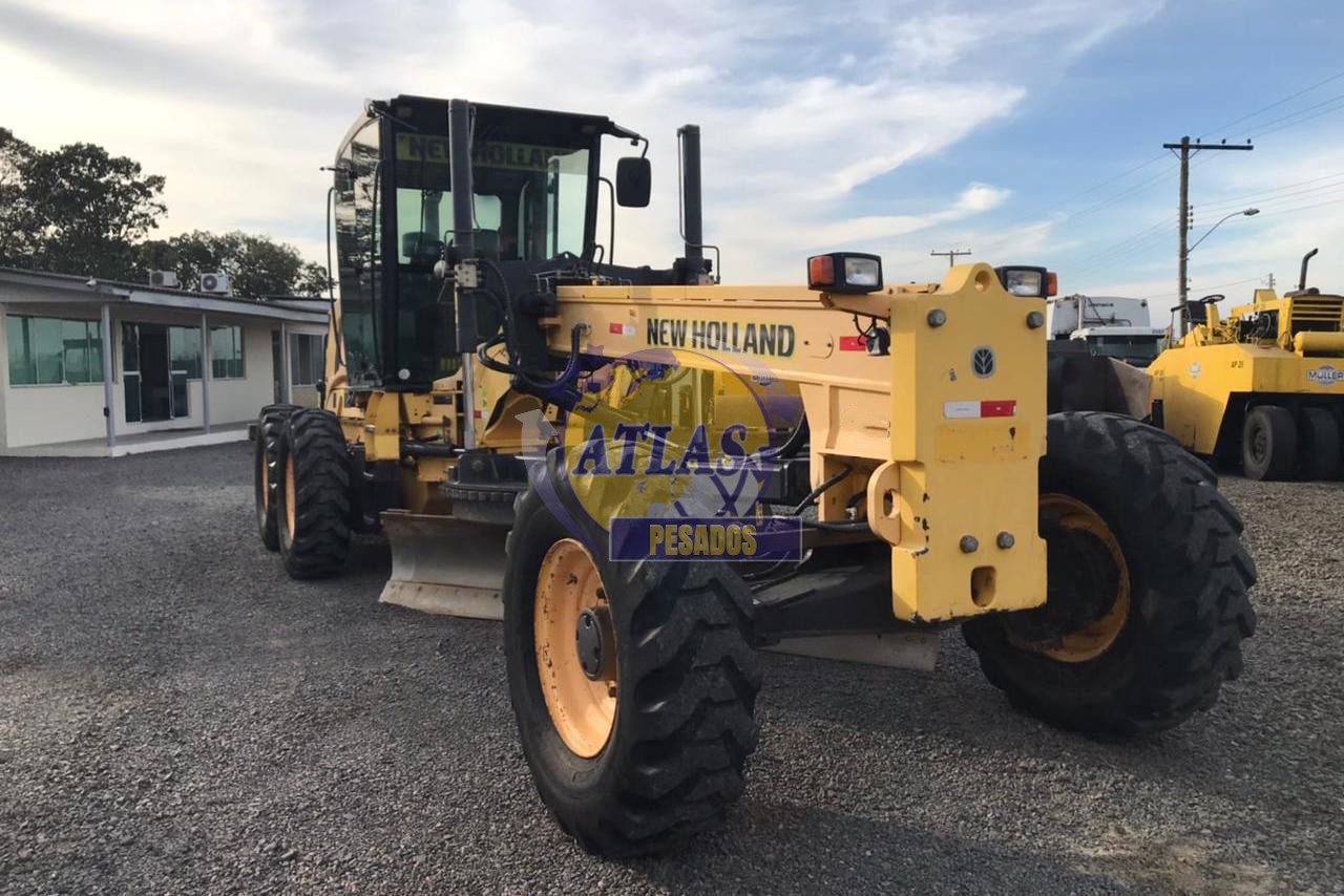 NEW HOLLAND RG140 2014