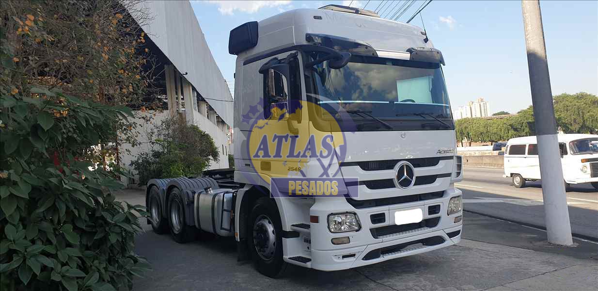 MERCEDES BENZ MB2546 2013