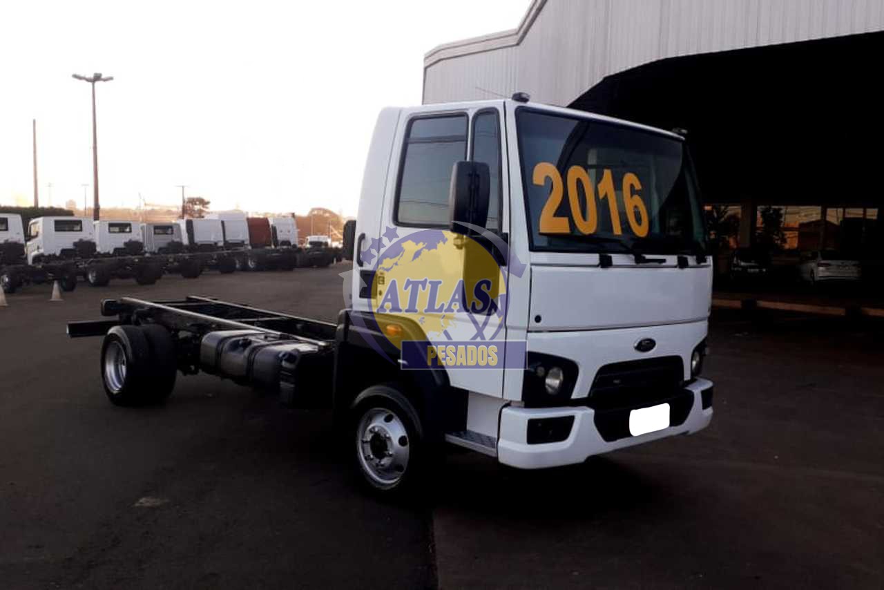 FORD CARGO816 2016